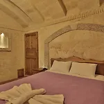 Relic House 2*
