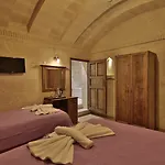 Hotel Relic House