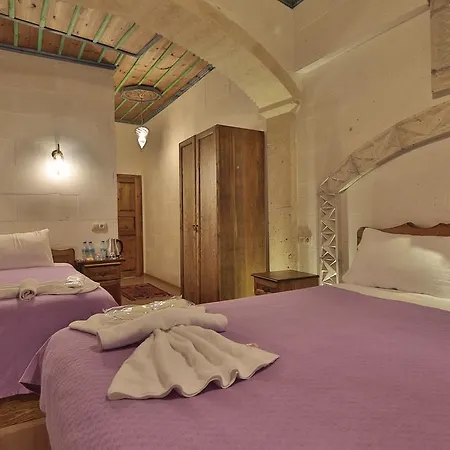 Relic House Γκόρεμε
