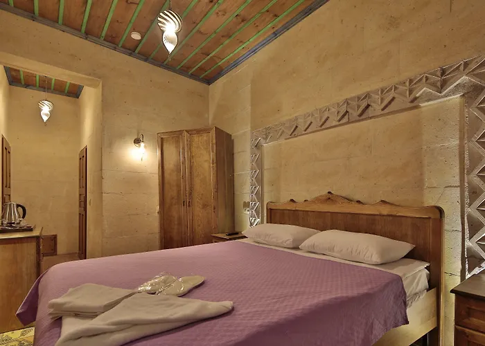 Relic House Hotel 2*